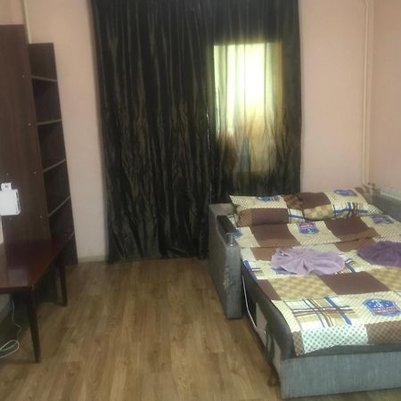 Ararat-Borschagovskaya Hostel Kiev Extérieur photo