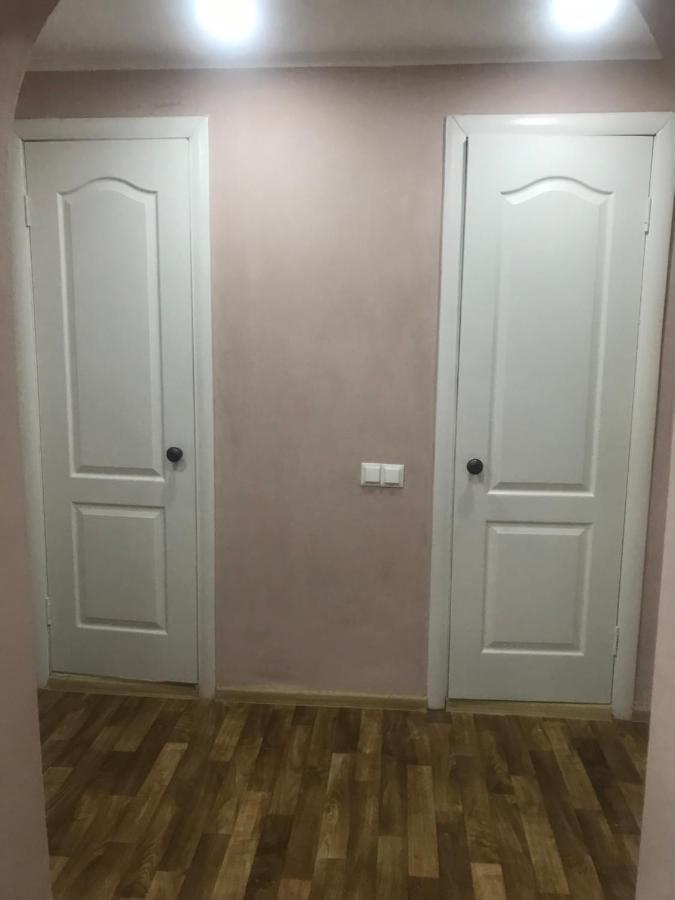 Ararat-Borschagovskaya Hostel Kiev Extérieur photo